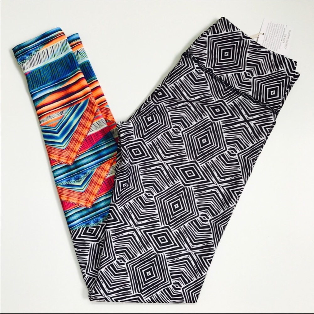 Onzie Tribal print leggings, sz xs s